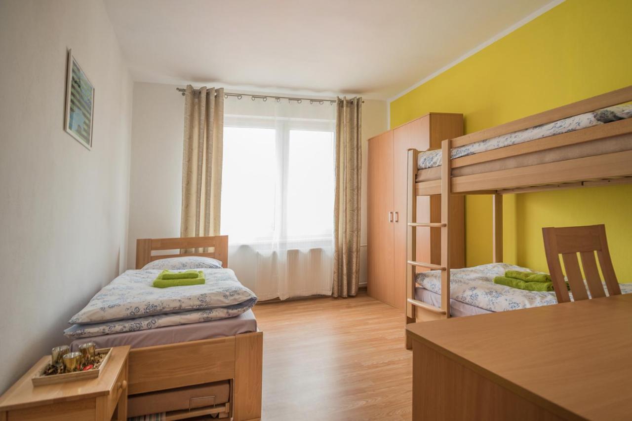 Hybadlo Motel Liptovsky Hradok Exterior photo